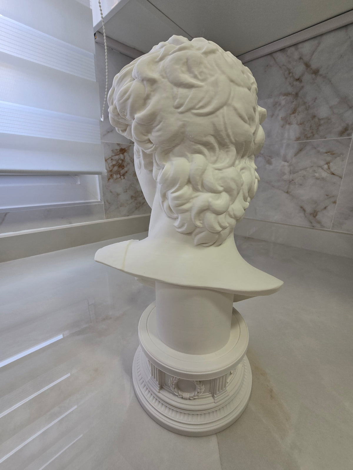 Busto con peana David de Miguel Ángel – Escultura decorativa artesanal | Atenea