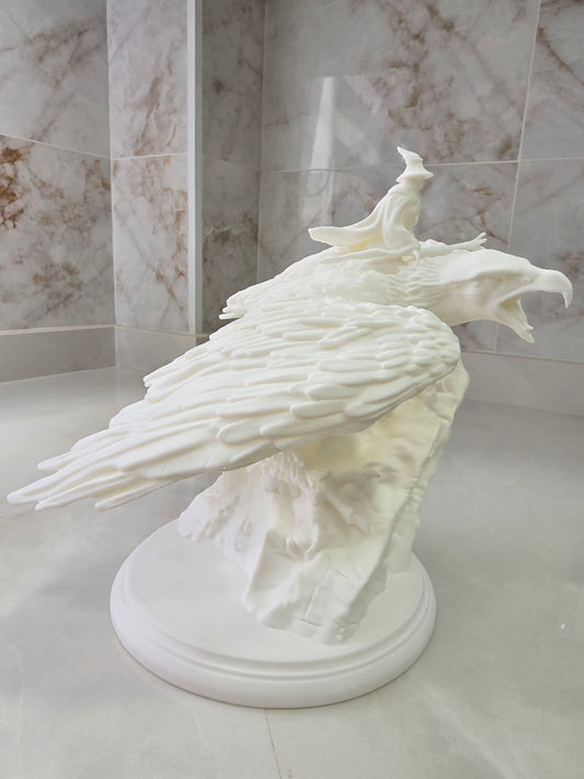 Gandalf sobre Gwaihir, El señor de los anillos — Escultura decorativa artesanal | Atenea