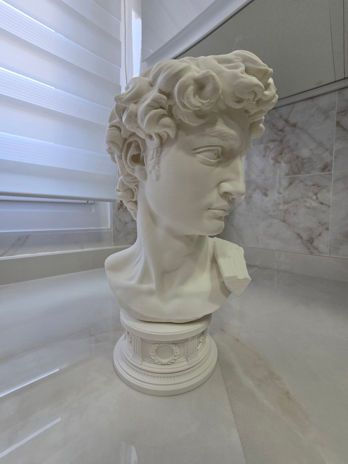 Busto con peana David de Miguel Ángel –  Escultura decorativa artesanal | Atenea