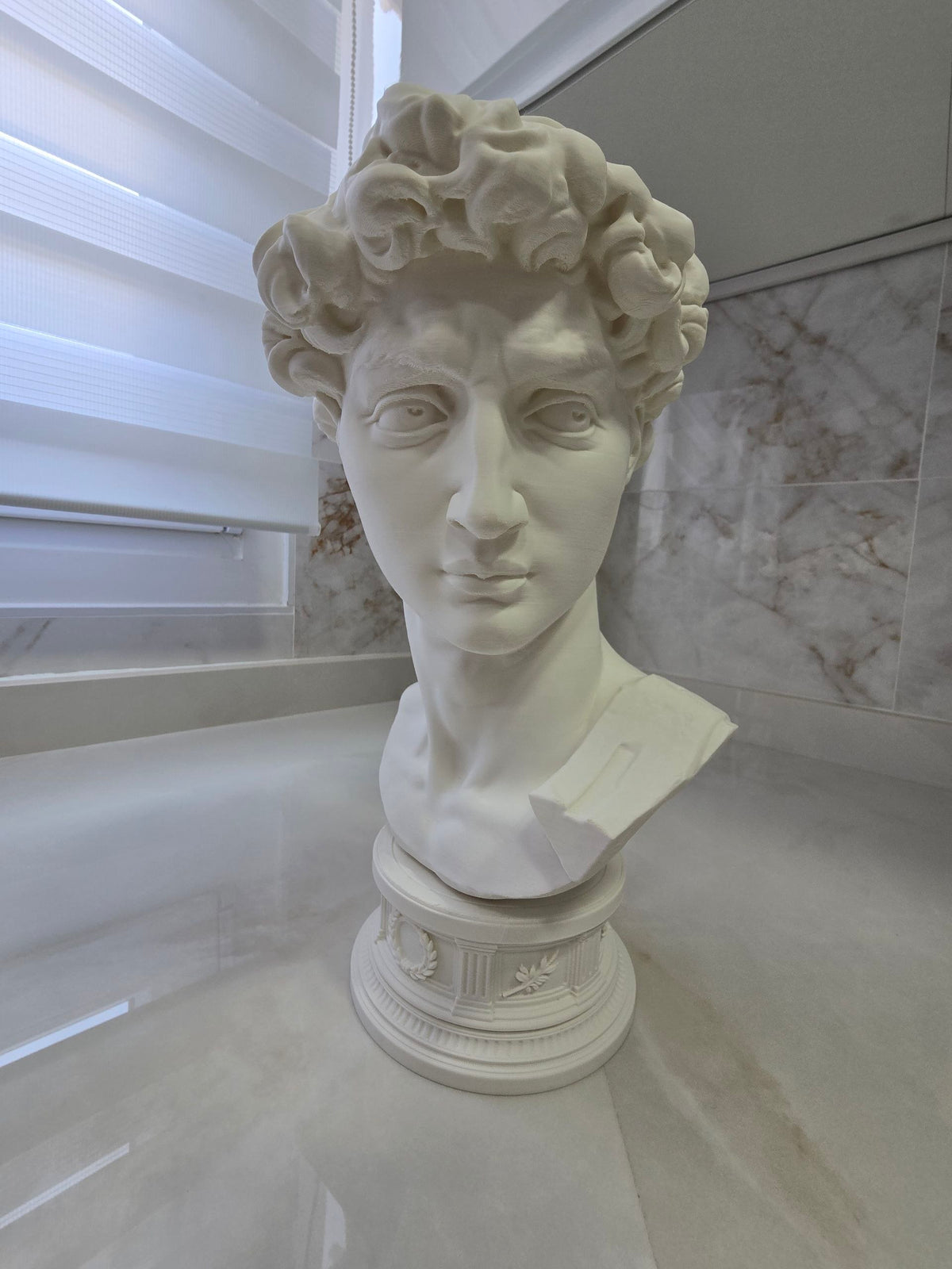 Busto con peana David de Miguel Ángel –  Escultura decorativa artesanal | Atenea