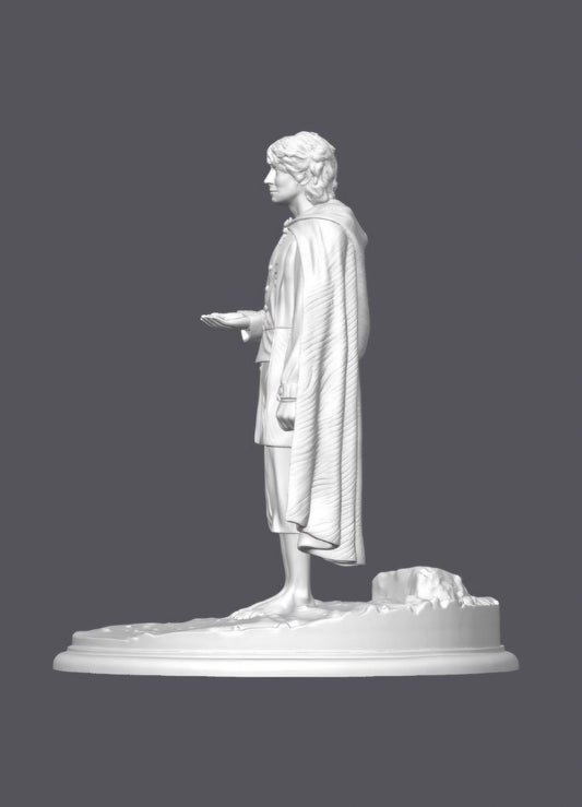 Frodo, El señor de los anillos — Escultura decorativa artesanal | Atenea