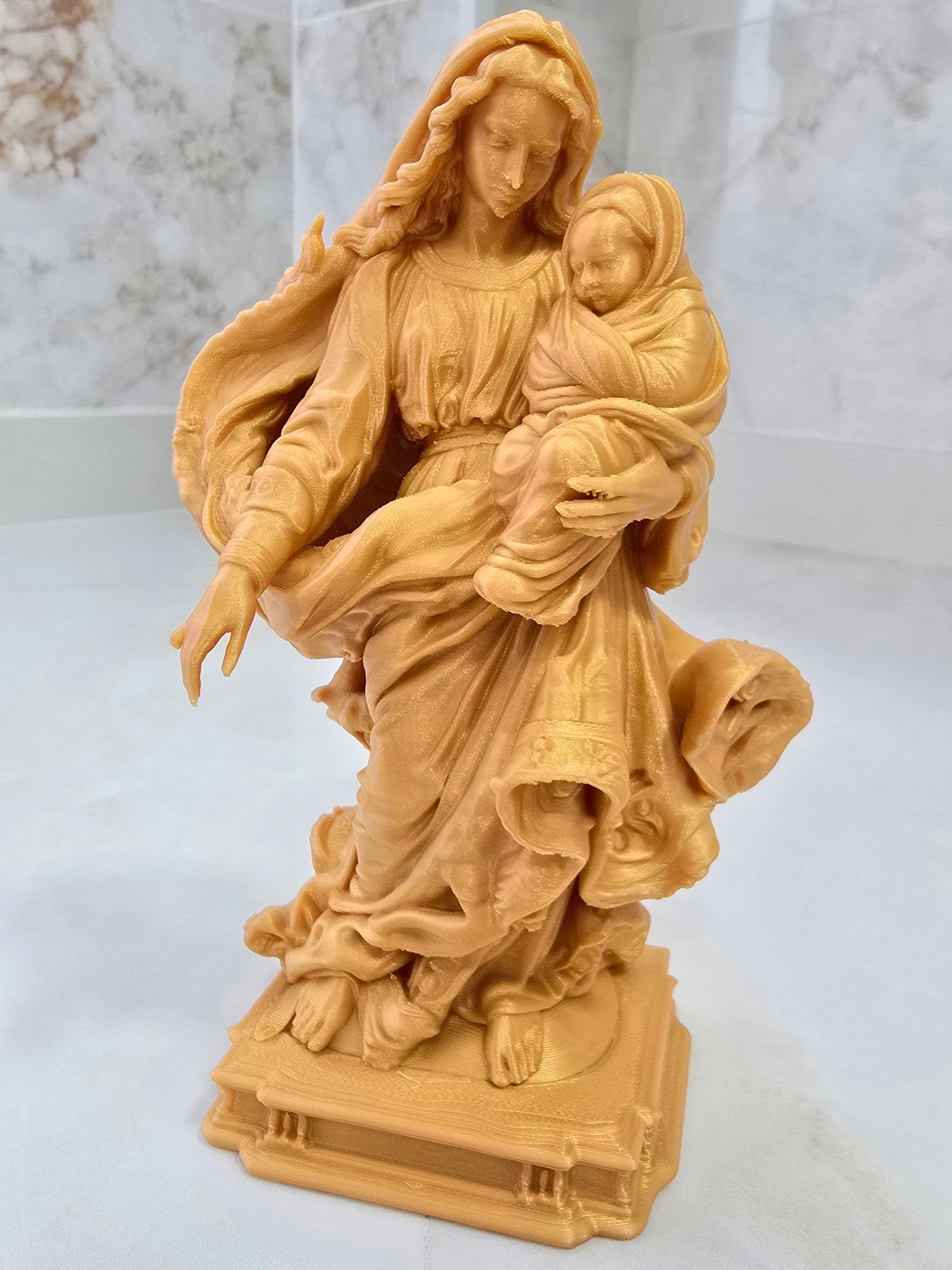 Virgen María con niño Jesús — Escultura decorativa artesanal | Atenea