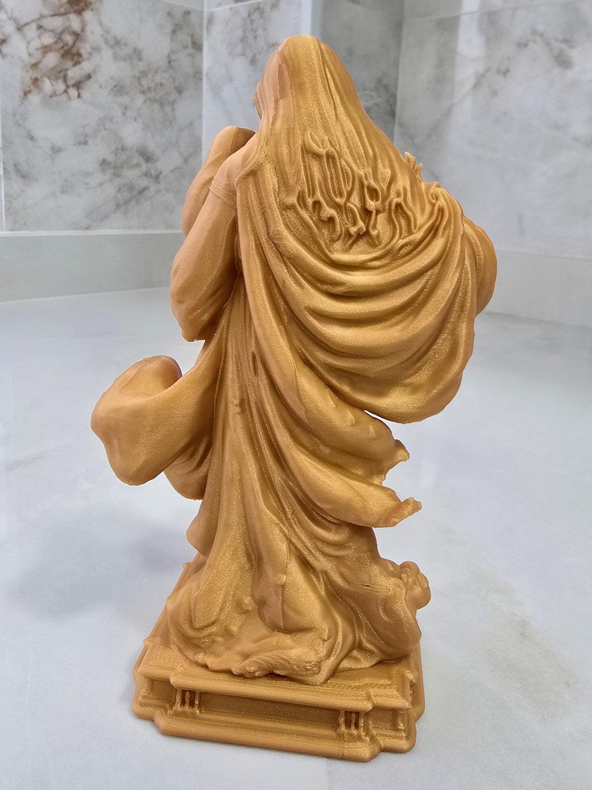 Virgen María con niño Jesús — Escultura decorativa artesanal | Atenea