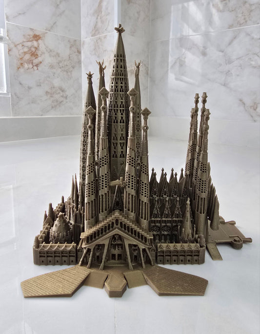 Sagrada familia, Barcelona — Escultura decorativa artesanal | Atenea