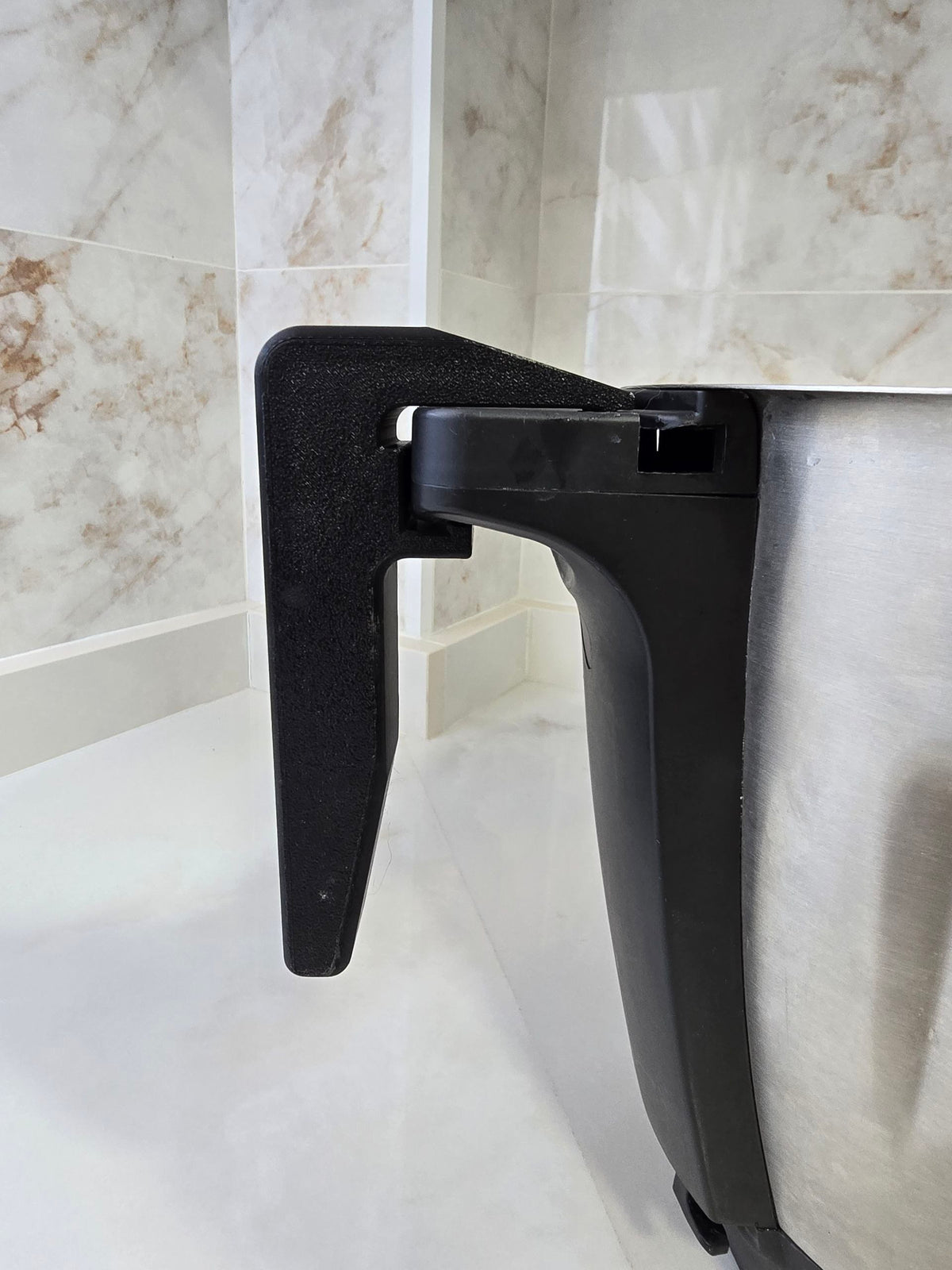 Mango para vaso de robot de cocina — Escultura decorativa artesanal | Atenea