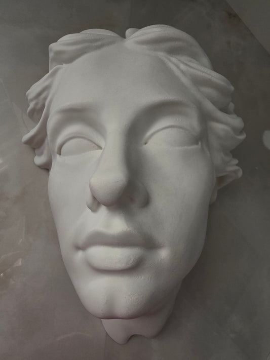 Kore para pared — Escultura decorativa artesanal | Atenea