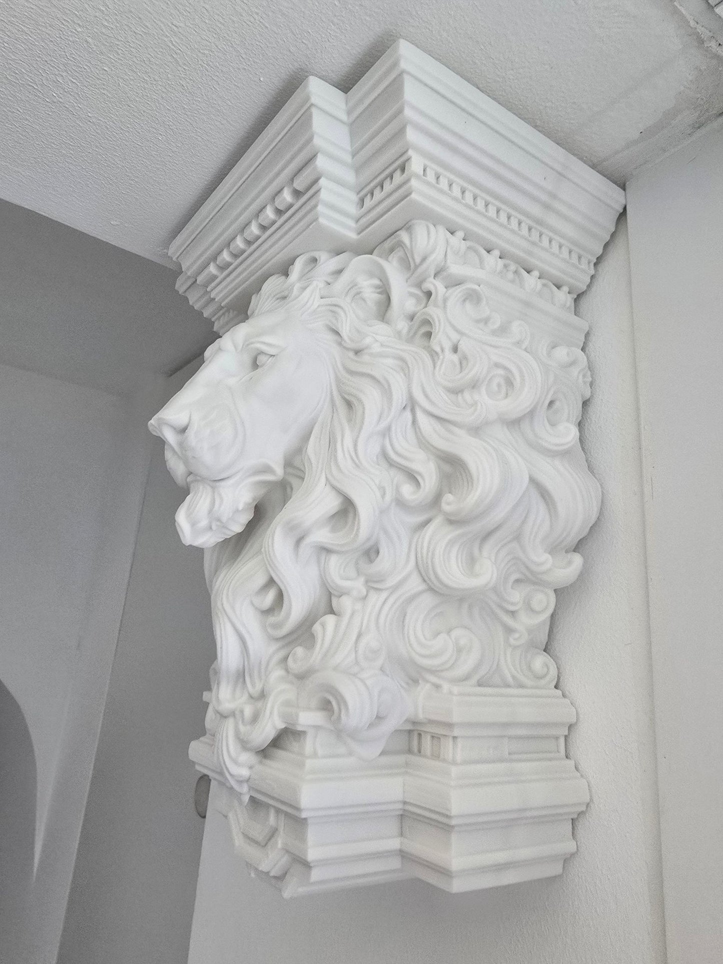 Ménsula león — Escultura decorativa artesanal | Atenea