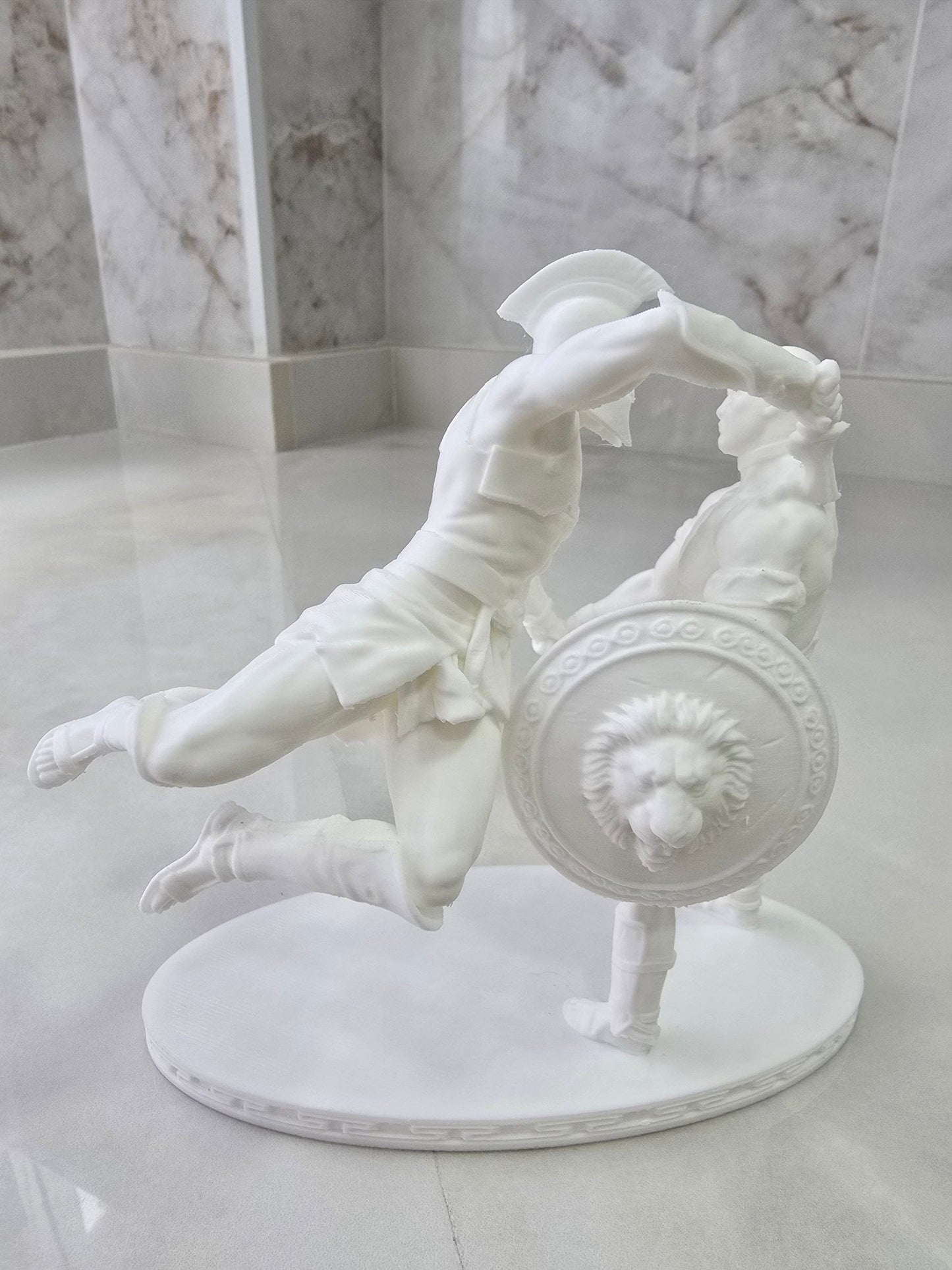 Aquiles vs Boagrius — Escultura decorativa artesanal | Atenea