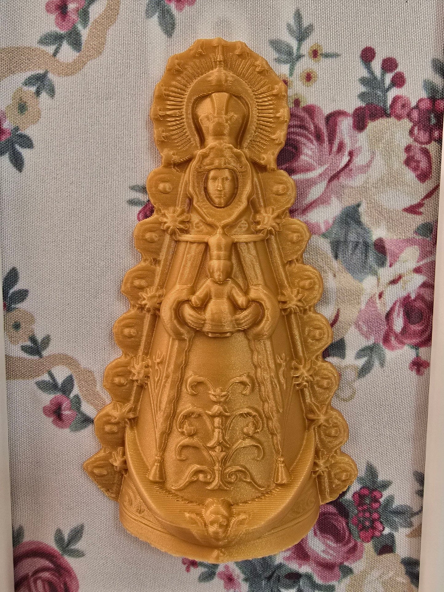 Virgen del Rocío — Cuadro con relieve artesanal | Atenea